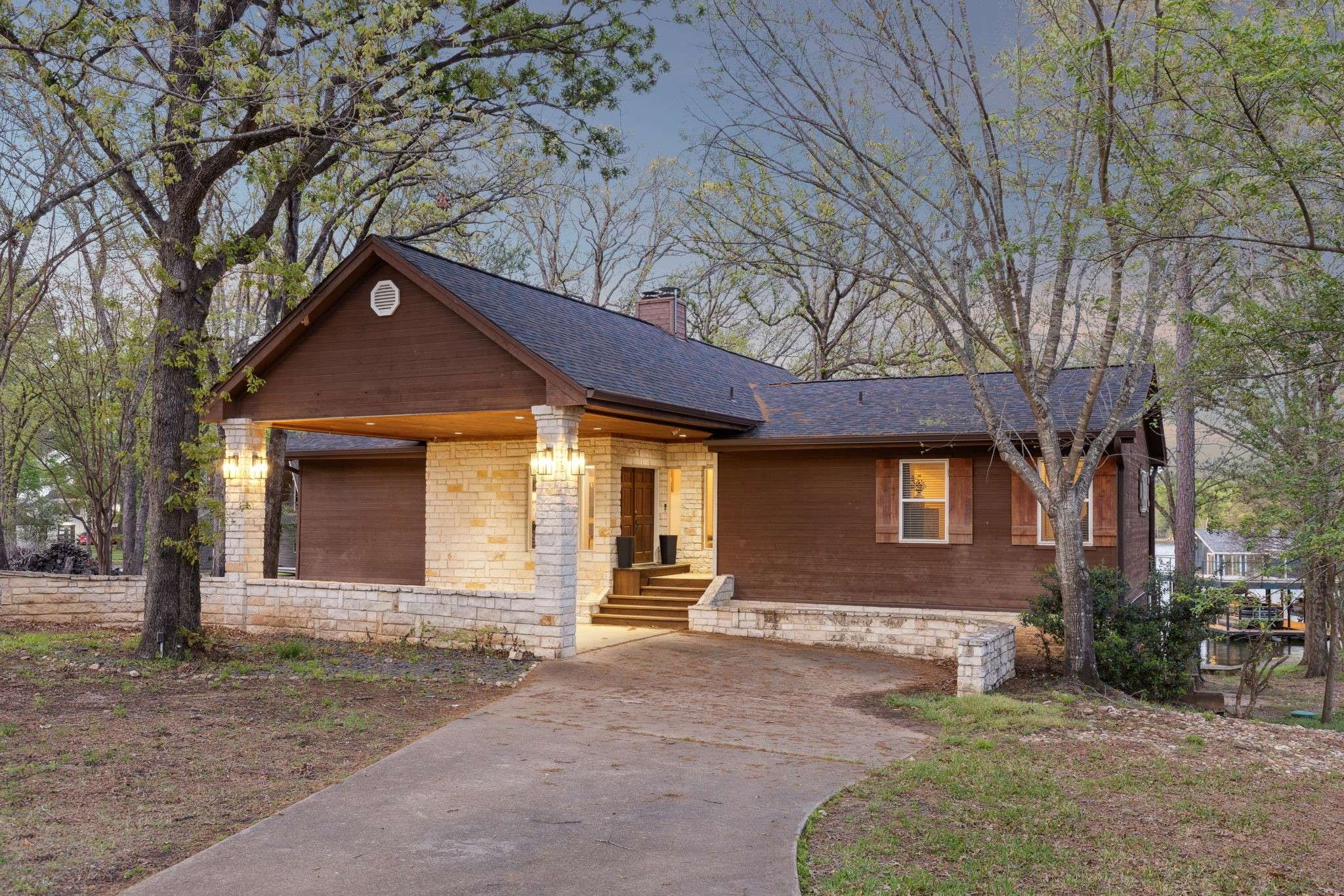 Malakoff, TX 75148,215 N Beverly DR