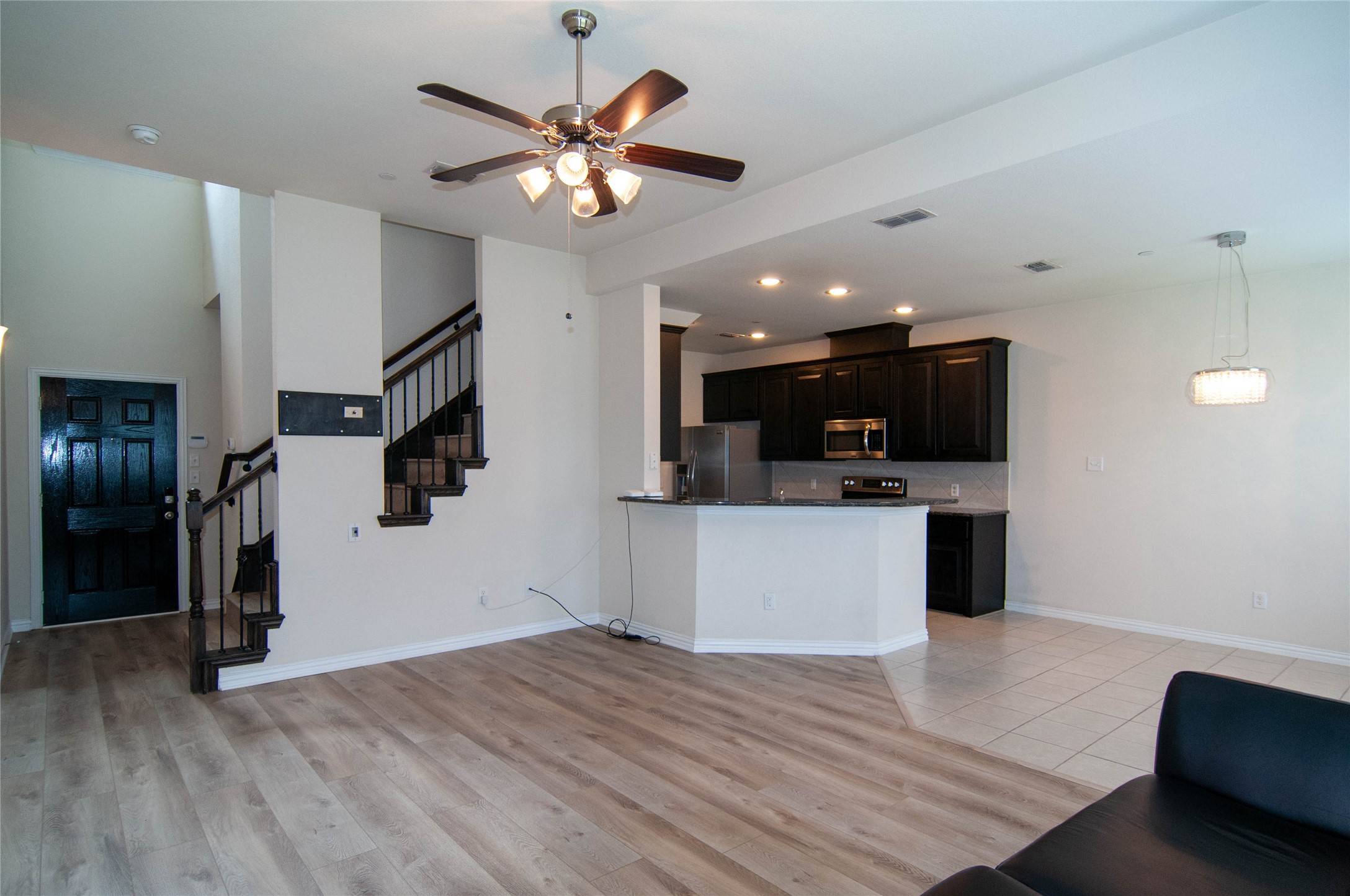 Lewisville, TX 75067,1928 Argyle LN