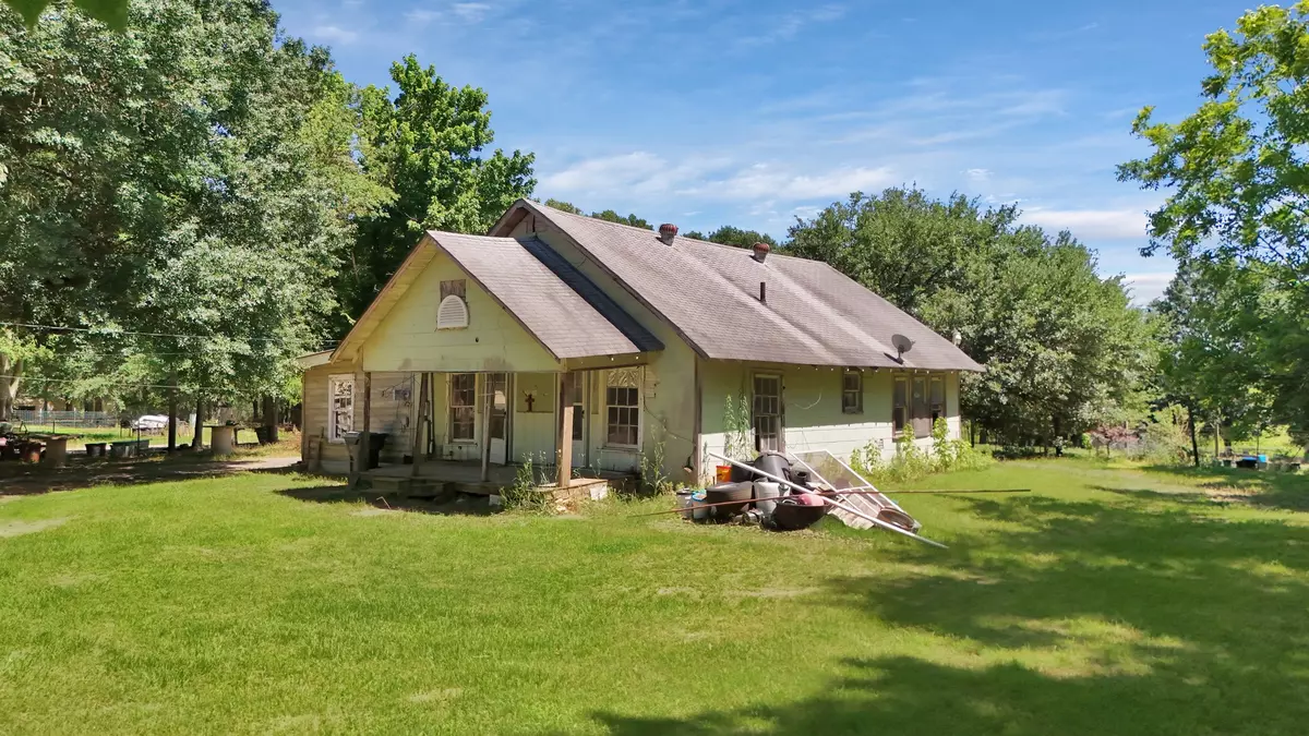 Grand Saline, TX 75140,W Patterson ST