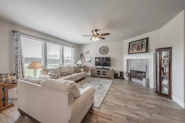 Lavon, TX 75166,176 Summit CT