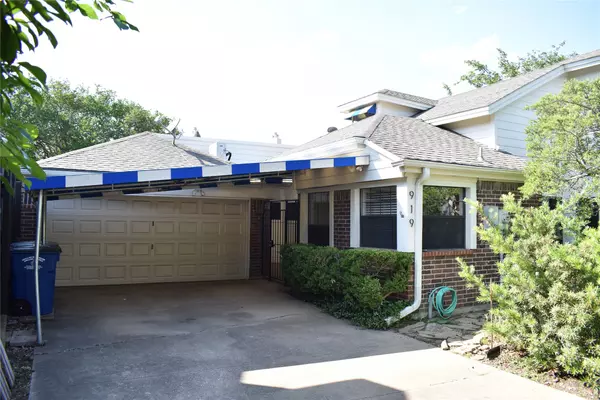 919 Liberty CT, Dallas, TX 75204