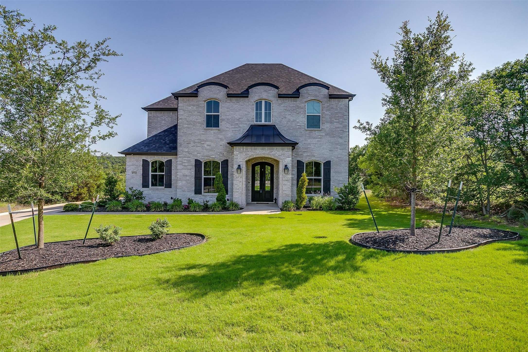 8732 Fullerton DR, Cleburne, TX 76033