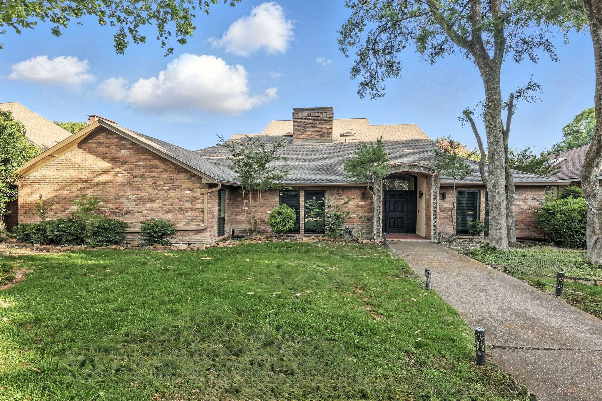 7021 Lattimore DR, Dallas, TX 75252