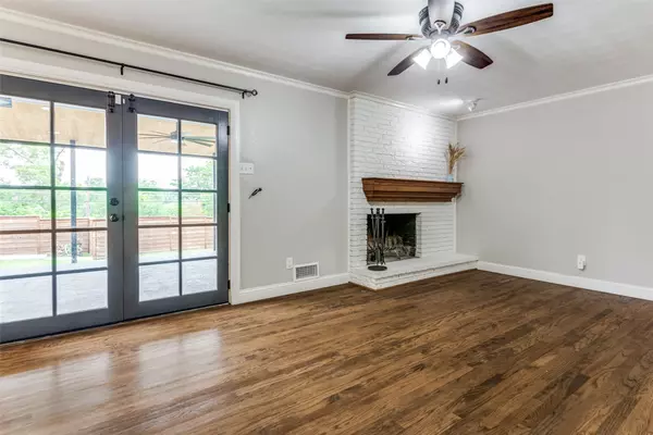 Dallas, TX 75228,9139 Bretshire DR