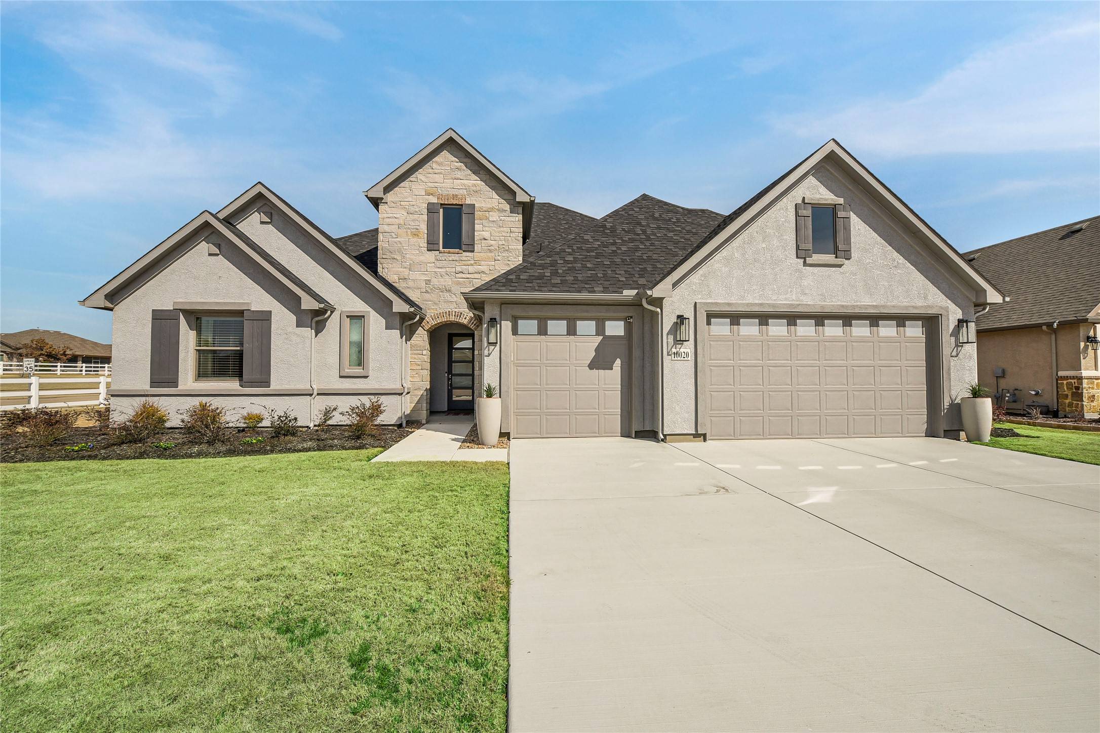 10020 Crestview DR, Denton, TX 76207