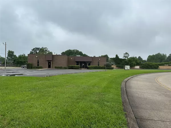 Shreveport, LA 71105,1330 Shreveport Barksdale HWY