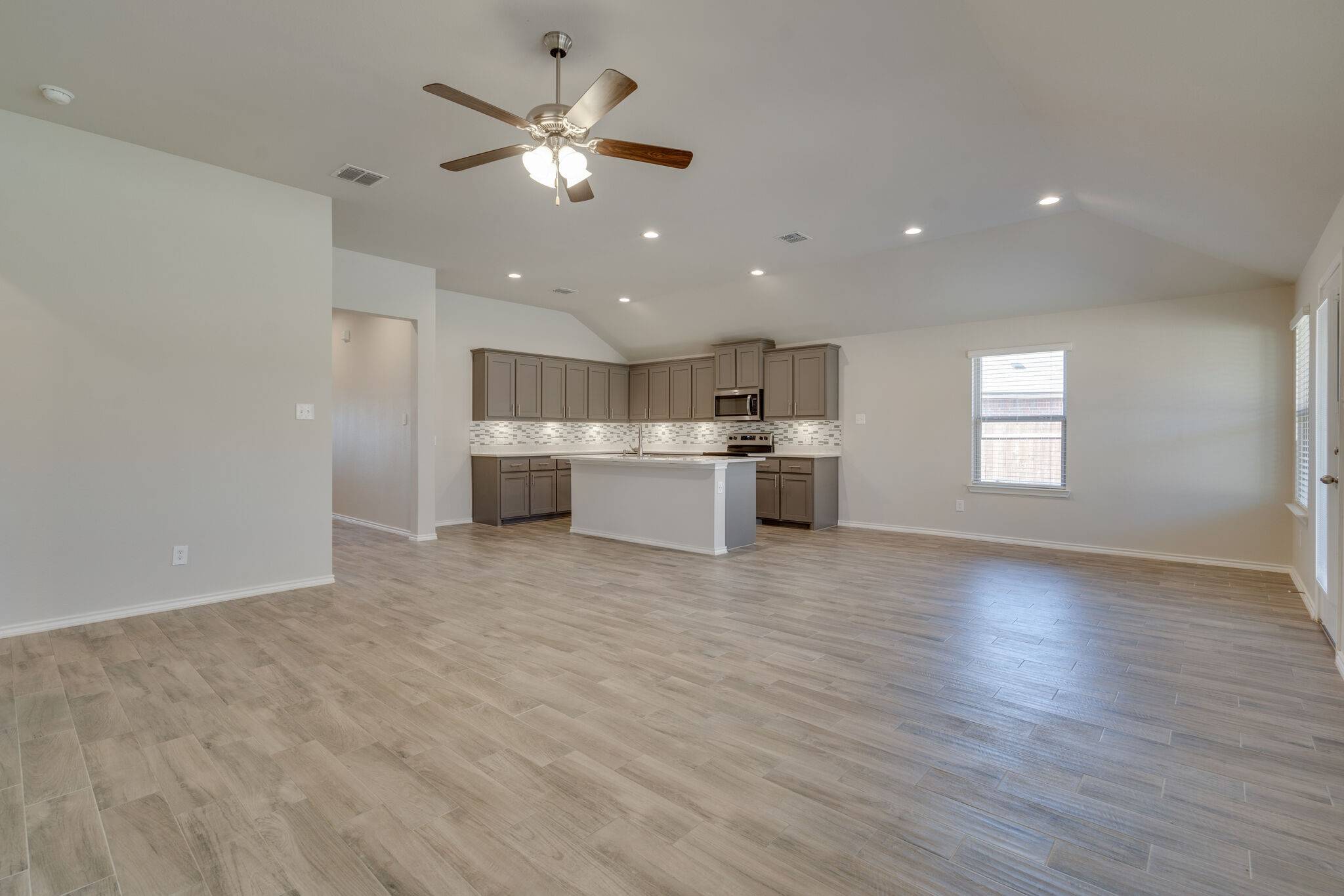 311 High Point WAY, Justin, TX 76247