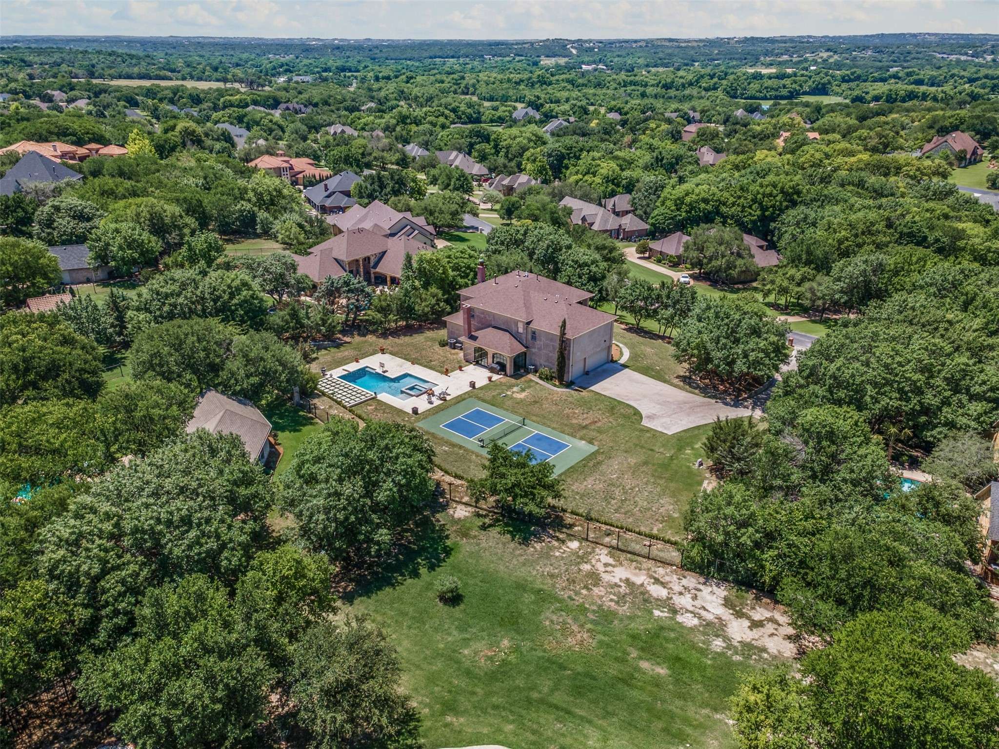 1424 Keeneland Hill DR, Aledo, TX 76008