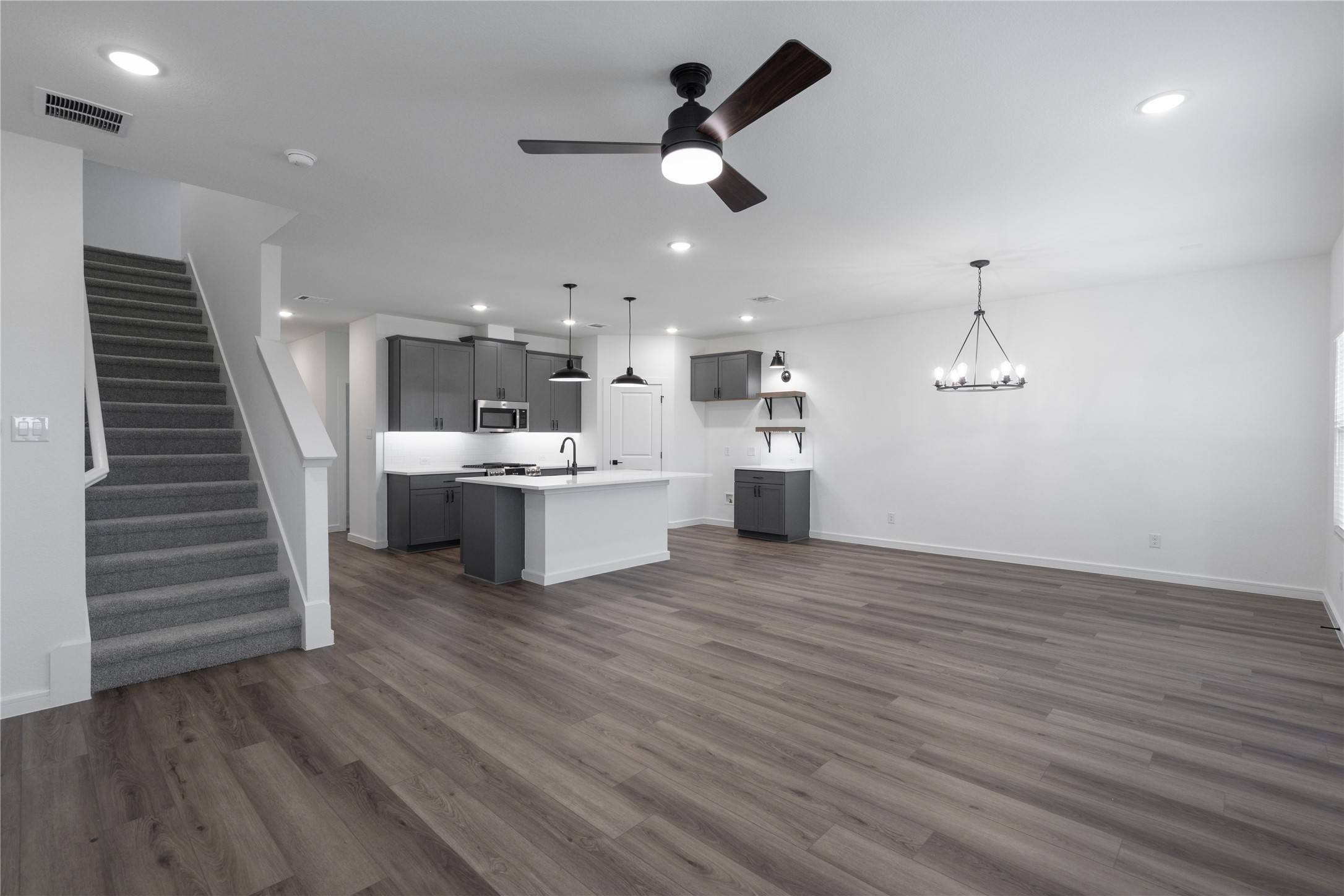 Van Alstyne, TX 75495,2234 Maple Ridge Dr