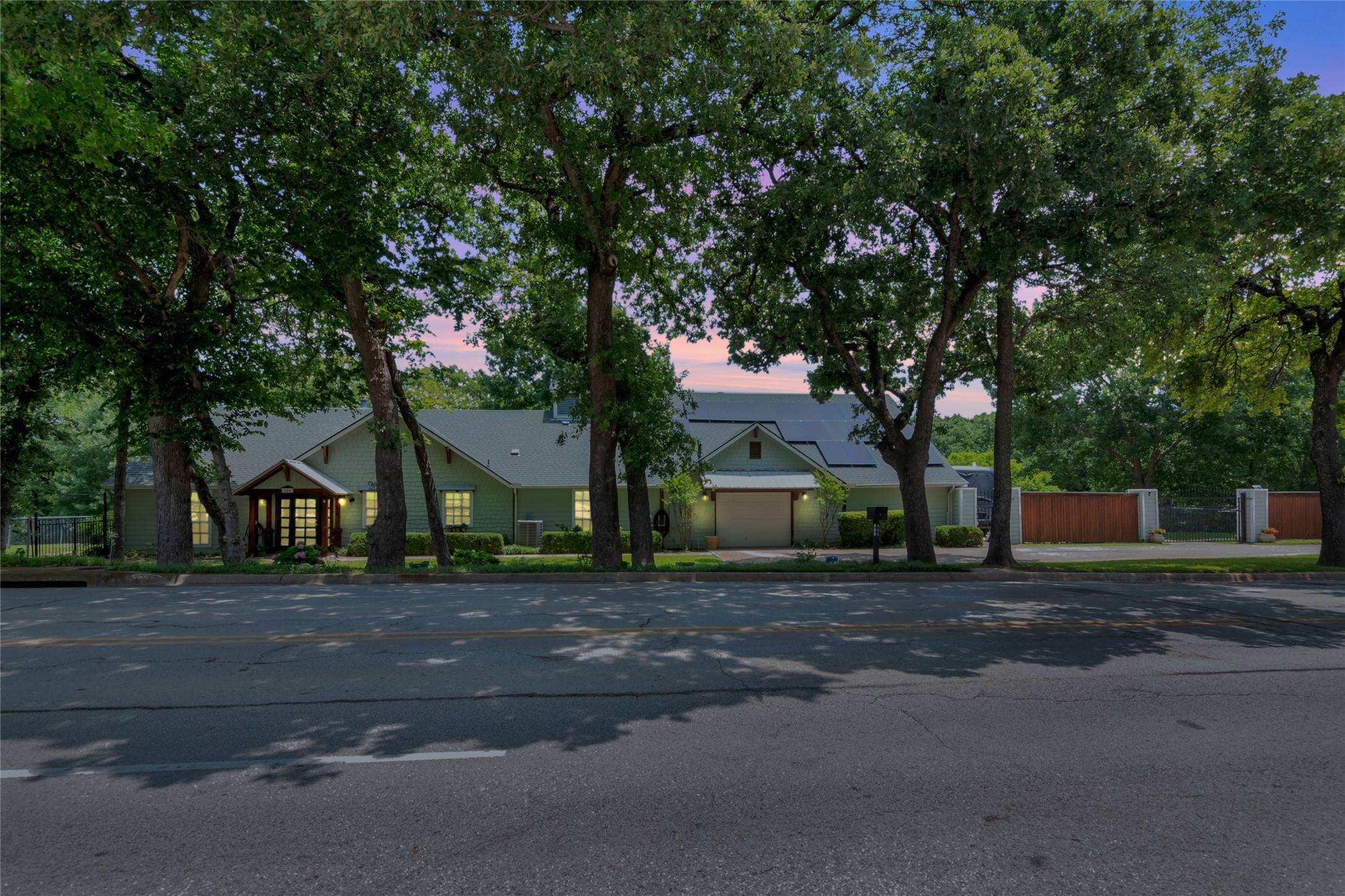 Grapevine, TX 76051,900 N Dove RD