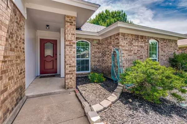Watauga, TX 76148,7708 Partridge DR