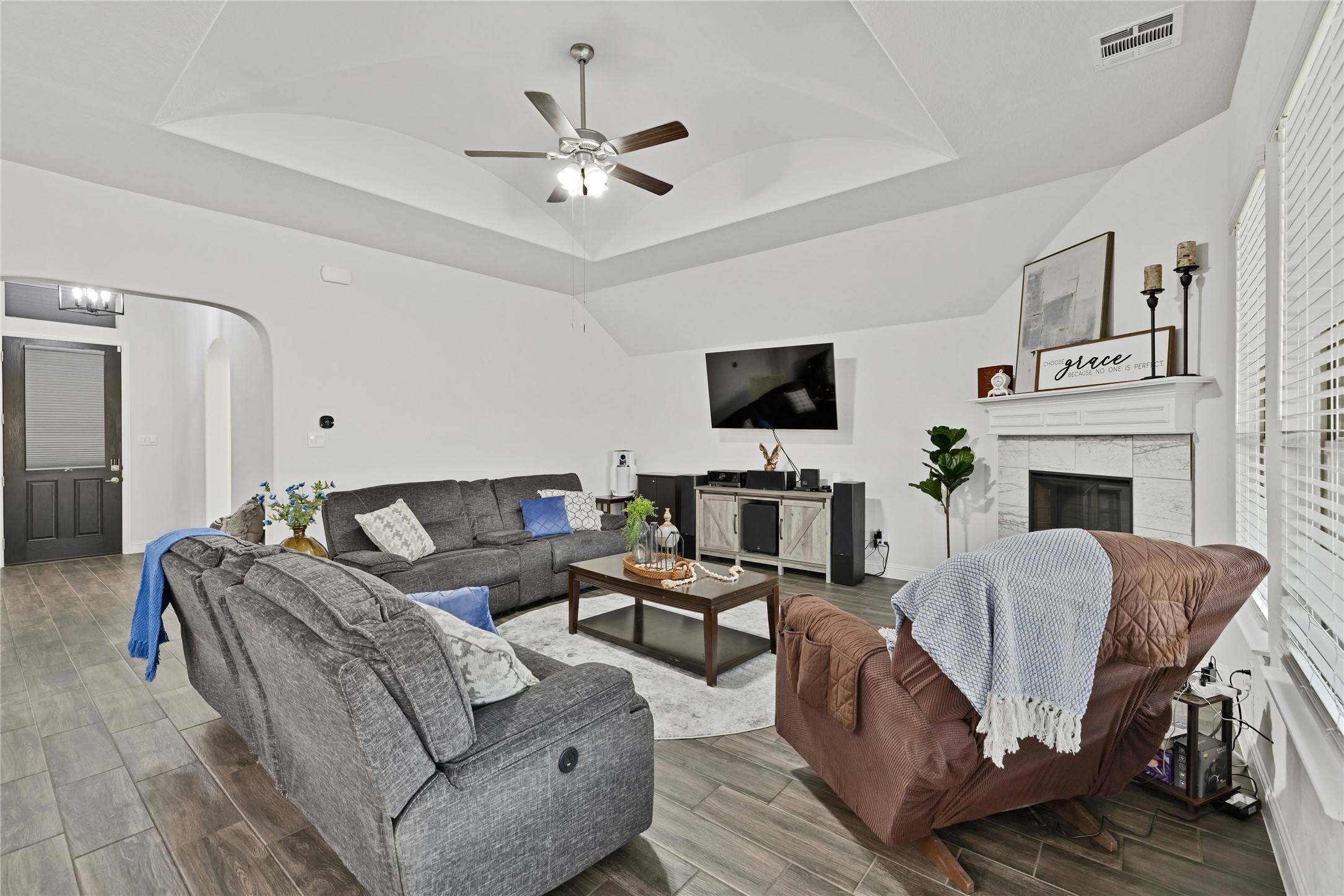 Burleson, TX 76028,2512 Bunker Hill DR
