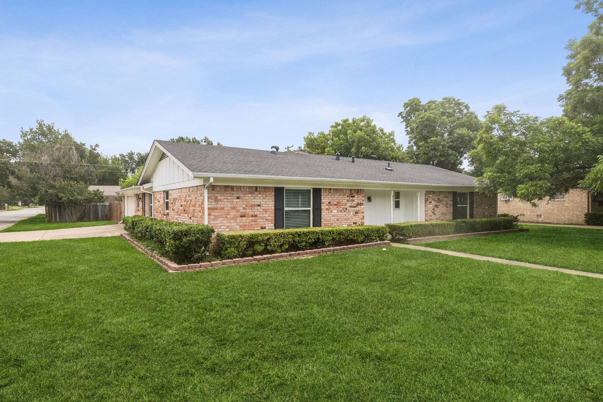 Fort Worth, TX 76111,2140 Barbell LN