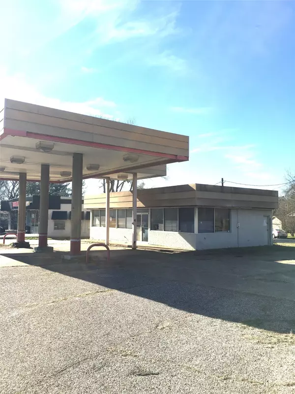 Tyler, TX 75701,2430 S Southeast Loop 323