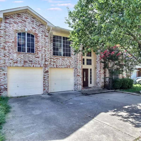 Arlington, TX 76018,5744 Chelmsford TRL