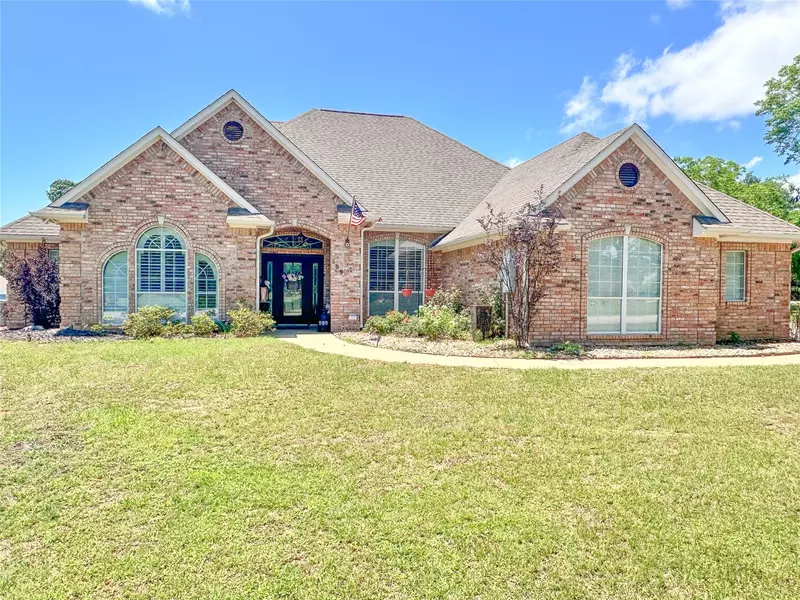 599 N Weldon, Frankston, TX 75763