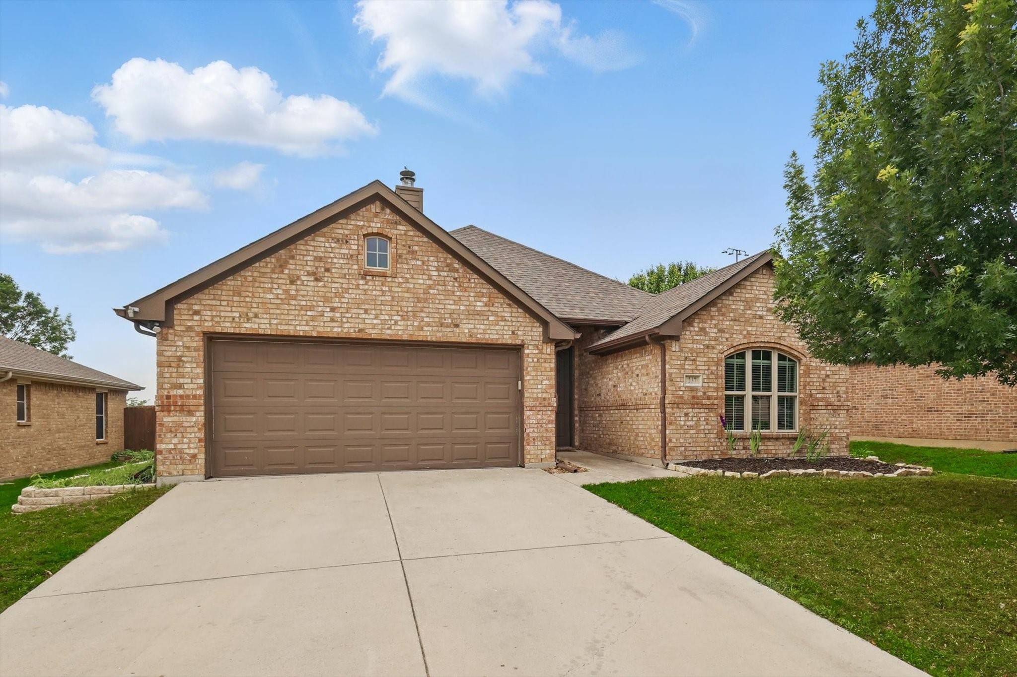 237 Cedar Crest DR, Justin, TX 76247