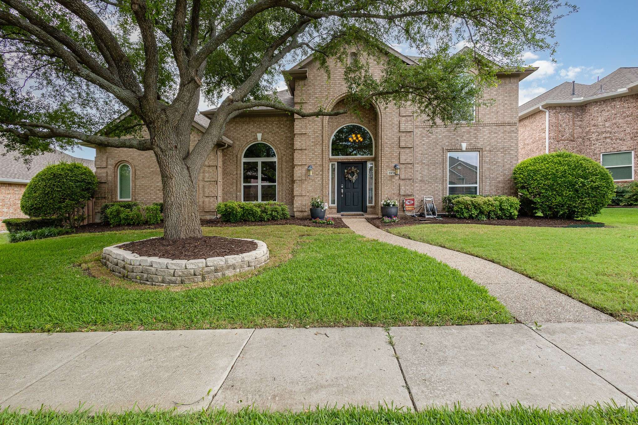 Plano, TX 75025,2916 Woods DR