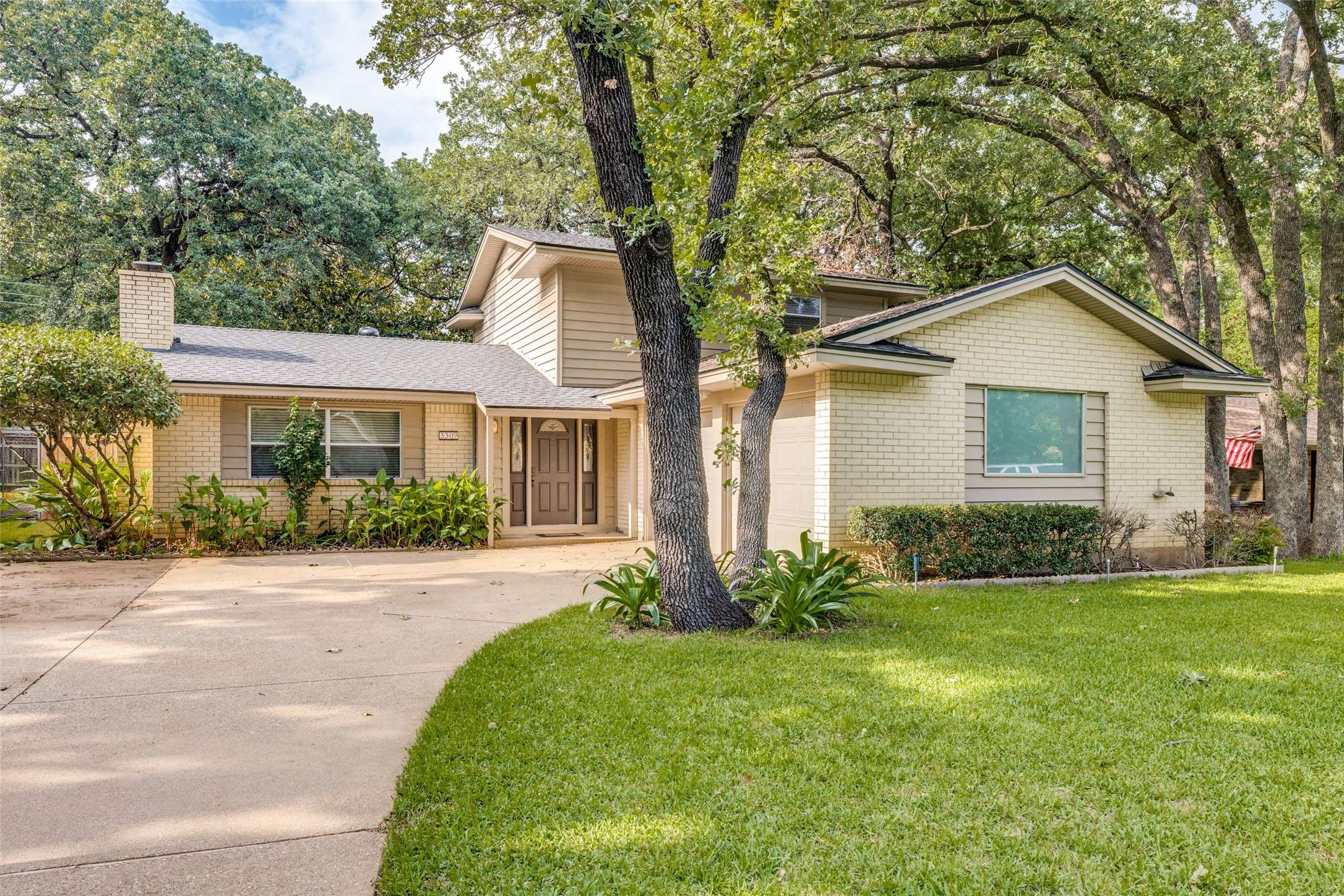 3309 Somerset DR, Arlington, TX 76013