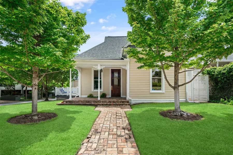 3601 Brown ST, Dallas, TX 75219