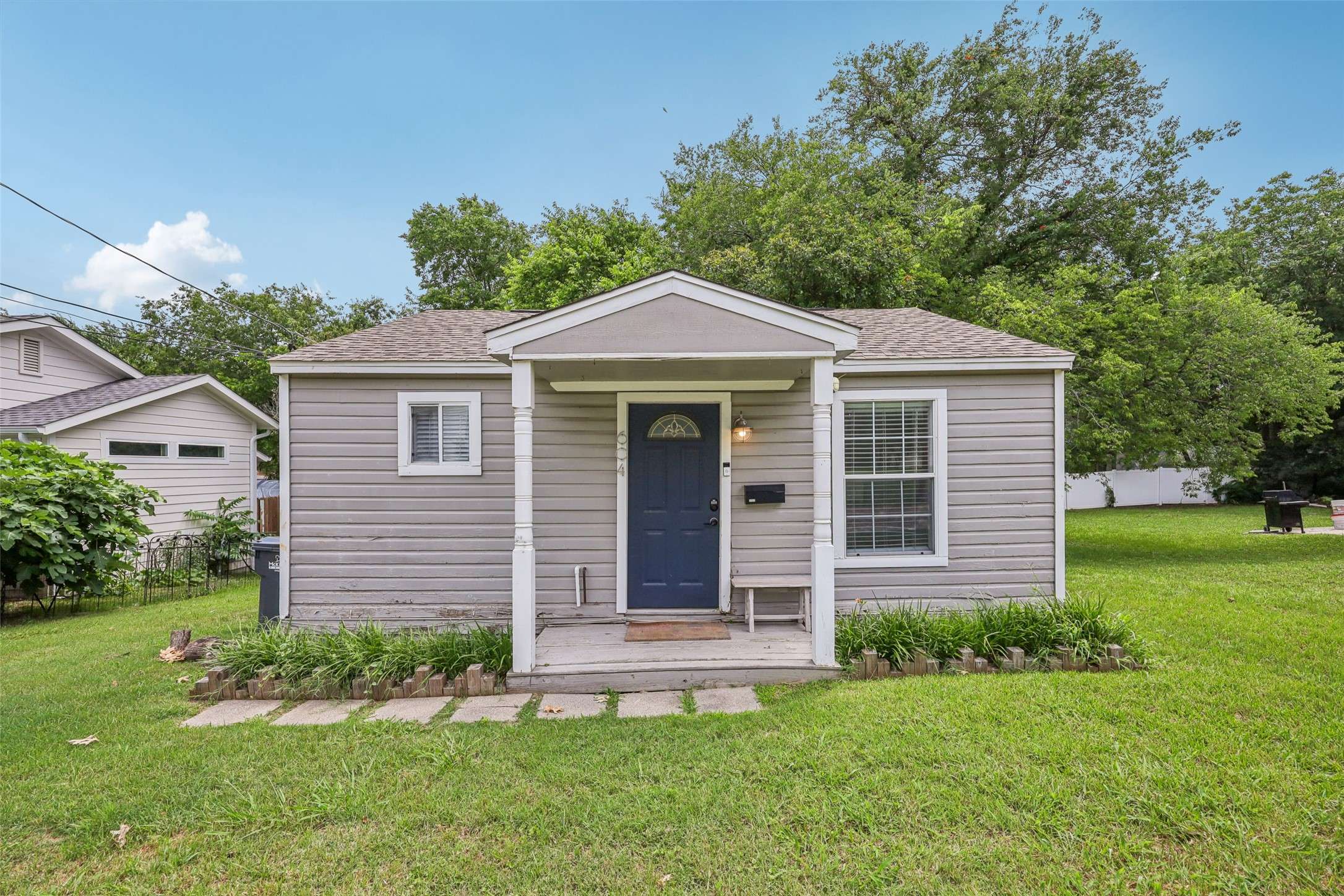 Mckinney, TX 75069,604 N Benge ST