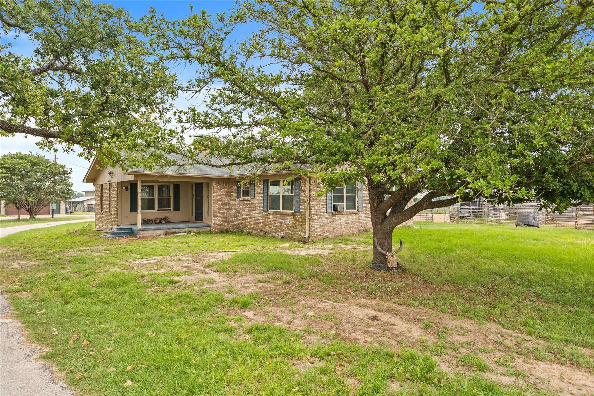 Tennessee Colony, TX 75861,529 An County Road 2304