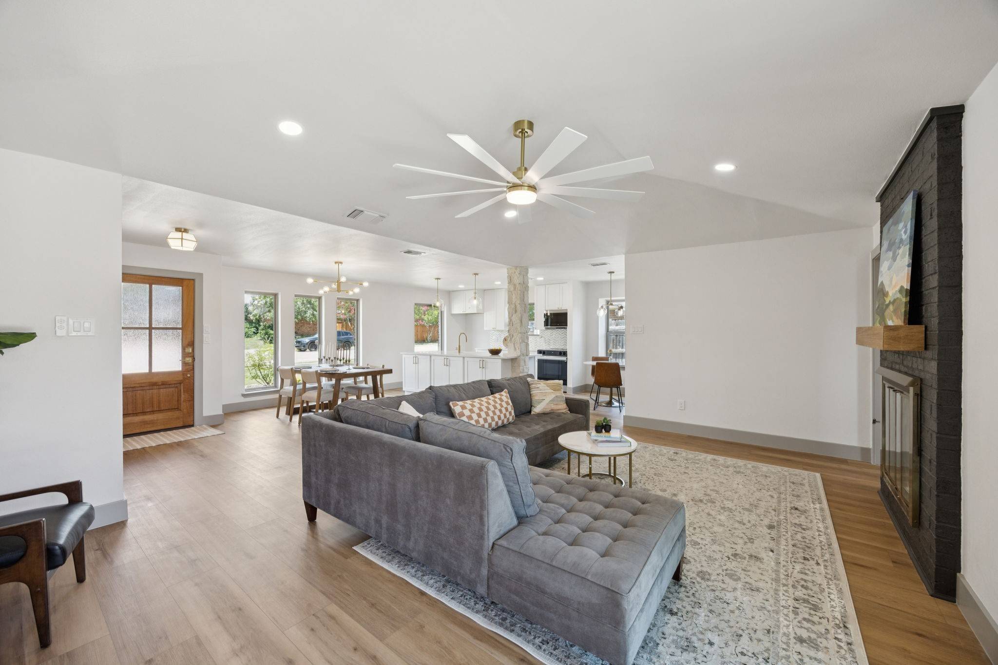 1612 E Peters Colony RD, Carrollton, TX 75007
