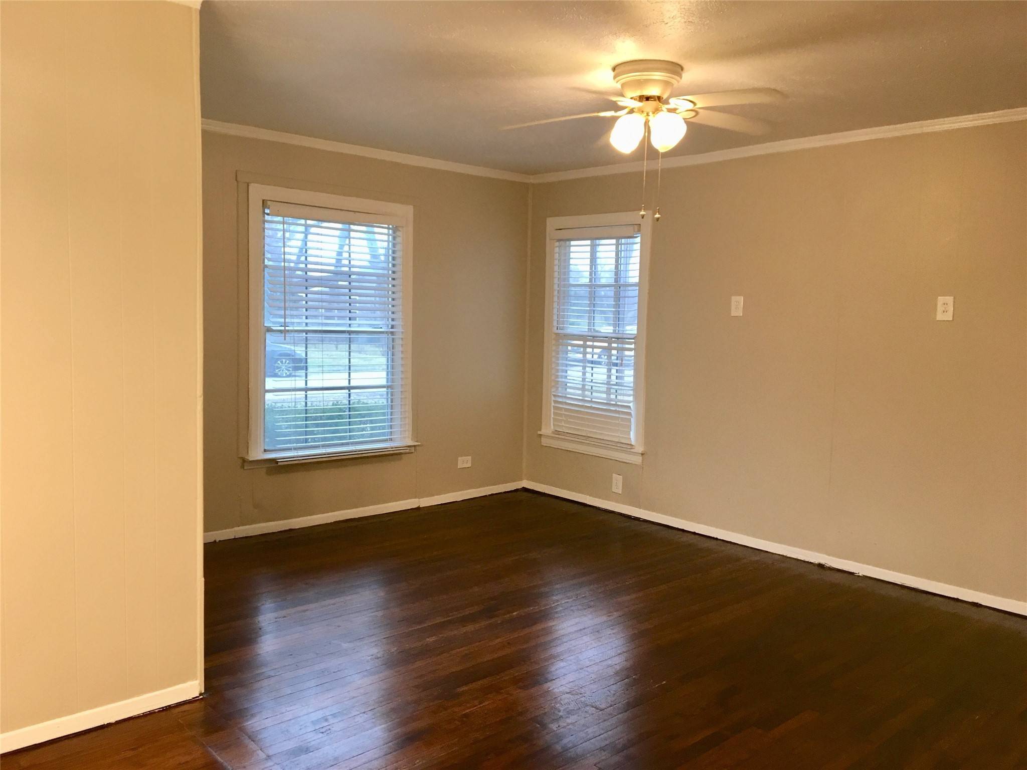 Mesquite, TX 75149,425 S Locust ST