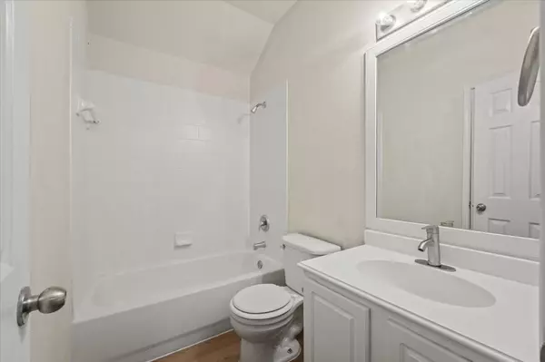 Mckinney, TX 75072,2512 Travis DR