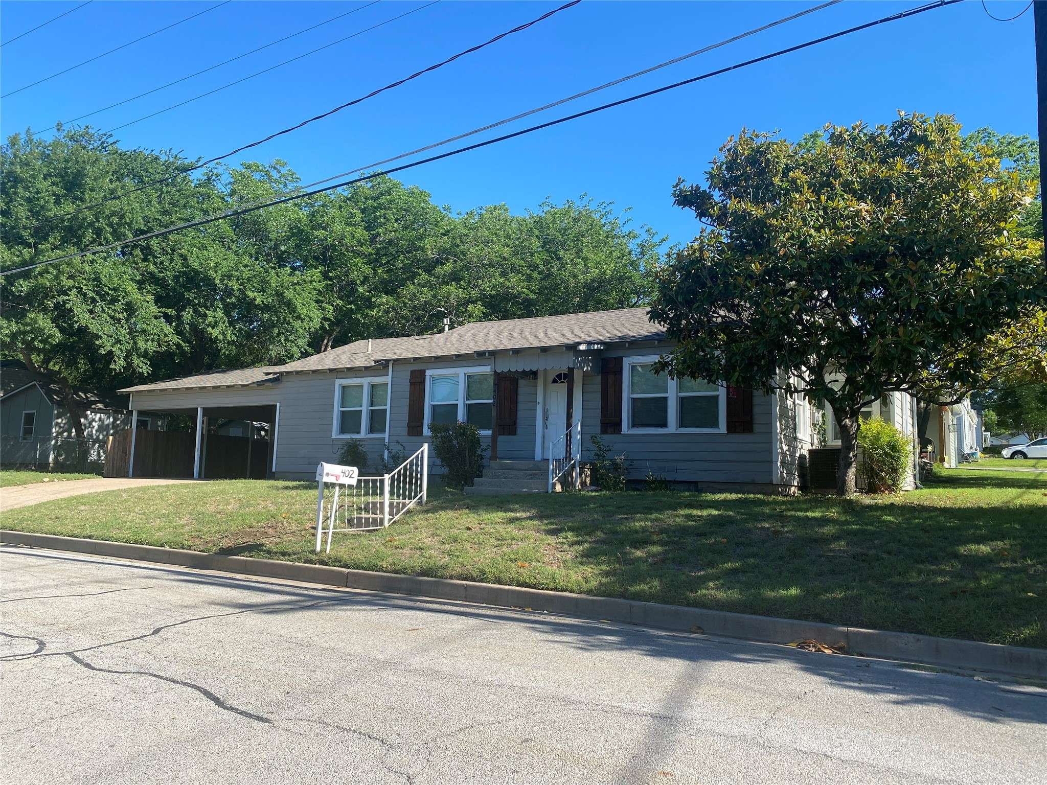 402 McCarty ST, Weatherford, TX 76086