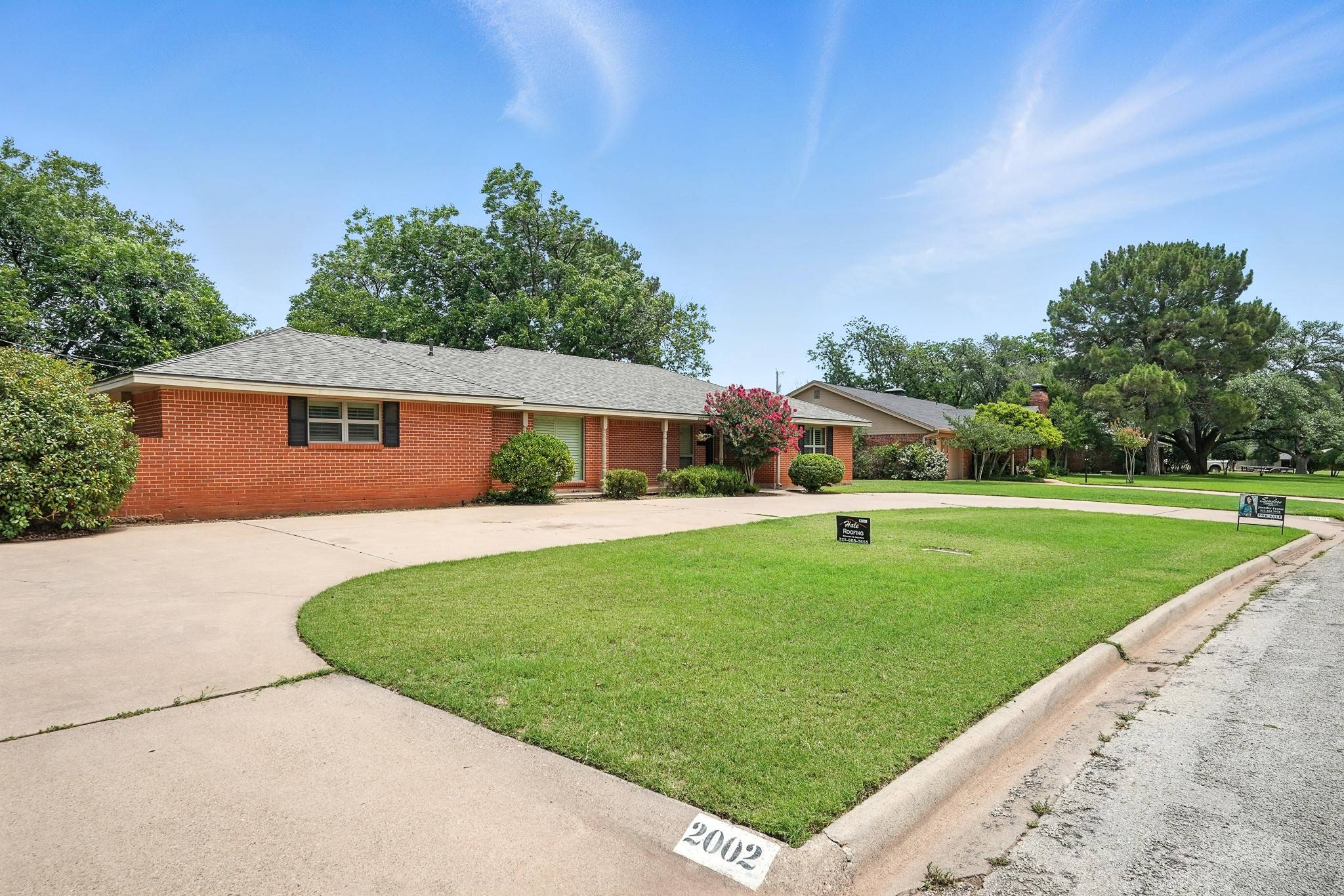 Abilene, TX 79605,2002 River Oaks CIR