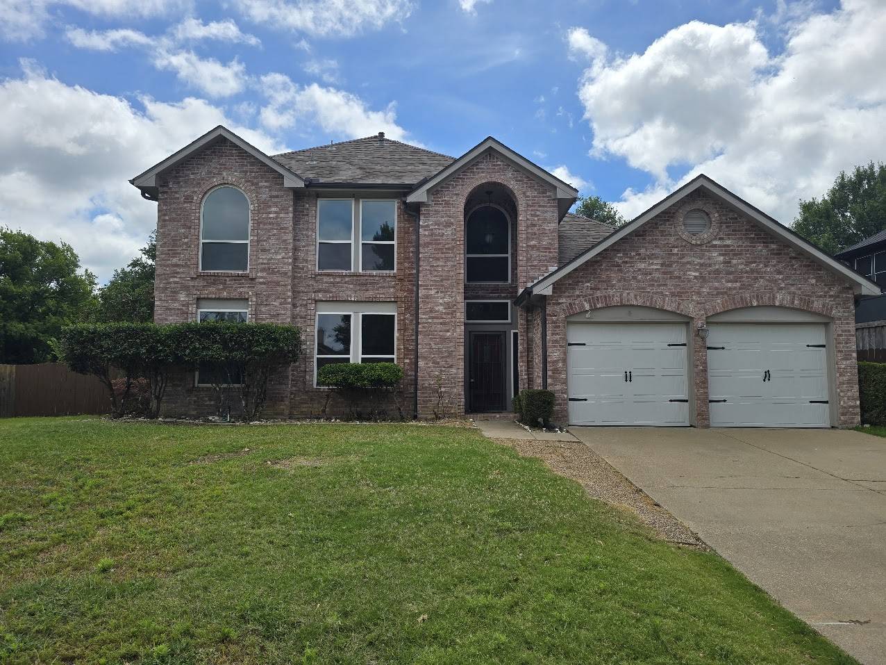 7924 Ember Oaks DR, North Richland Hills, TX 76182