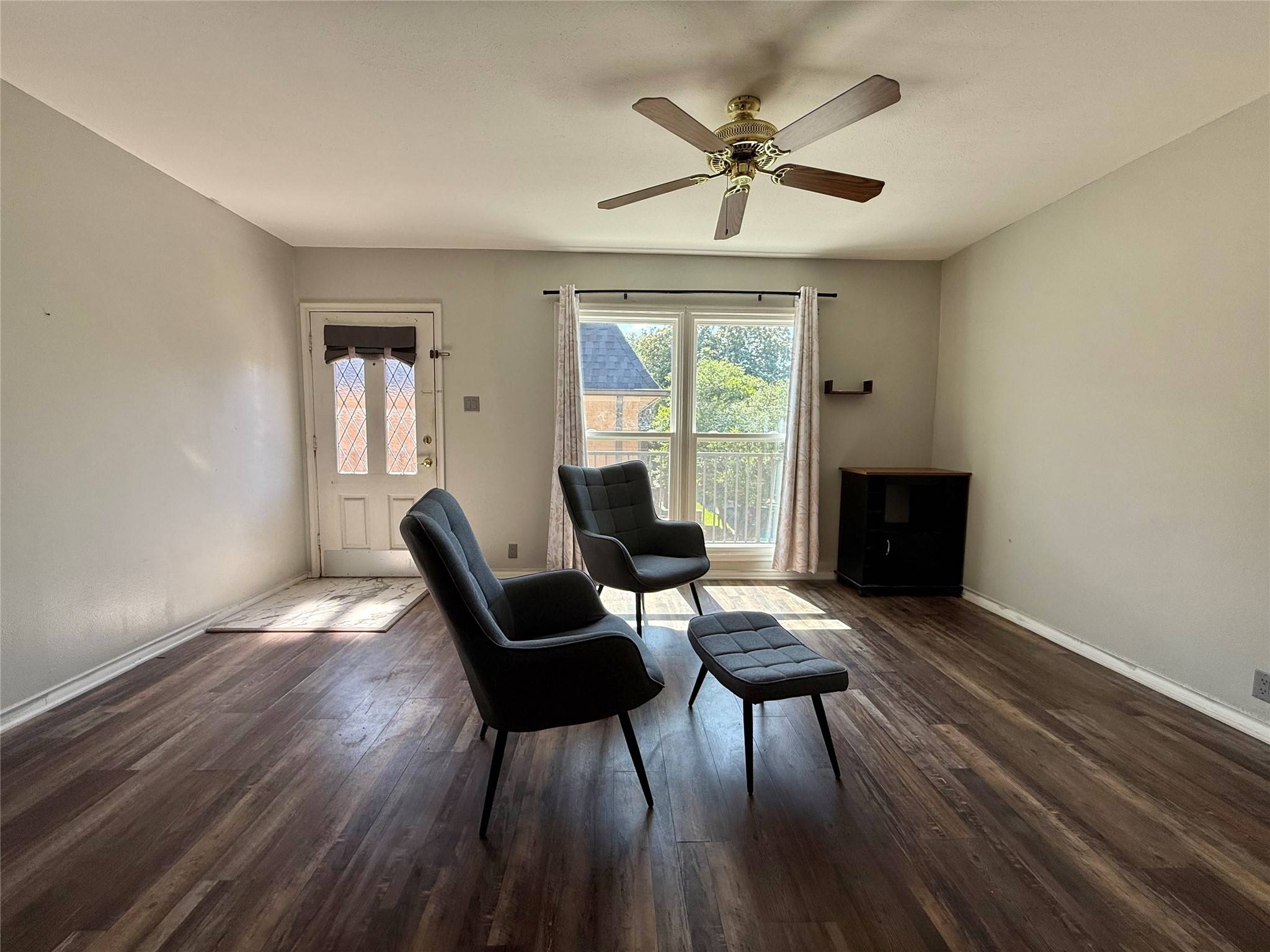 7830 Meadow Park DR #209, Dallas, TX 75230