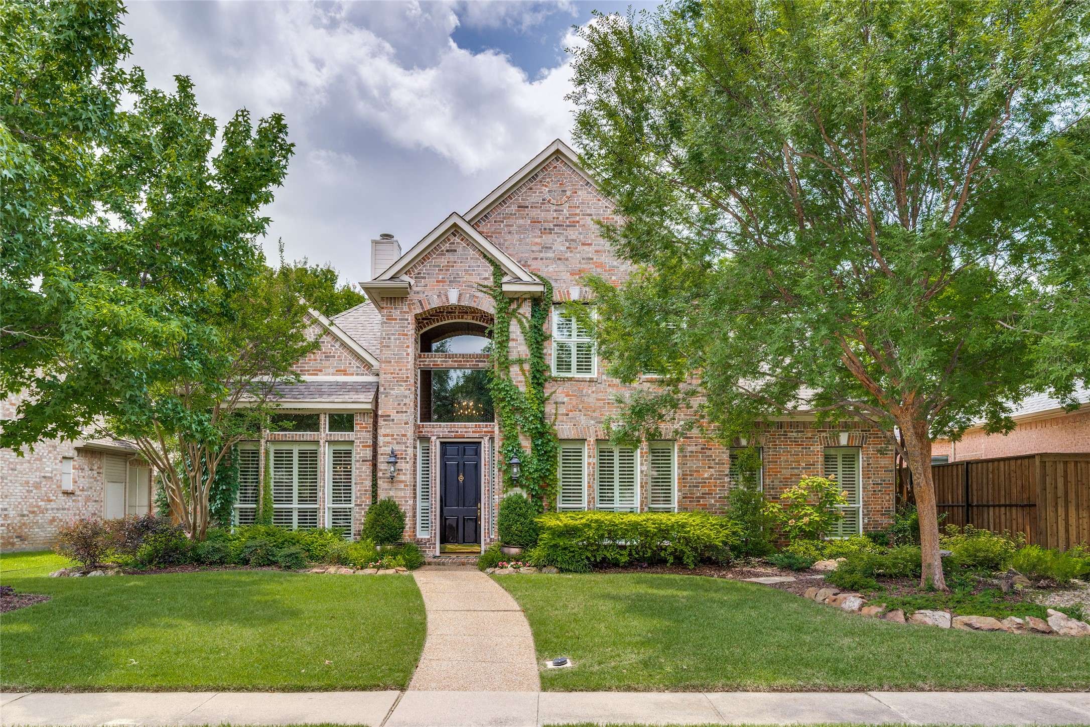 Coppell, TX 75019,1325 Coral DR