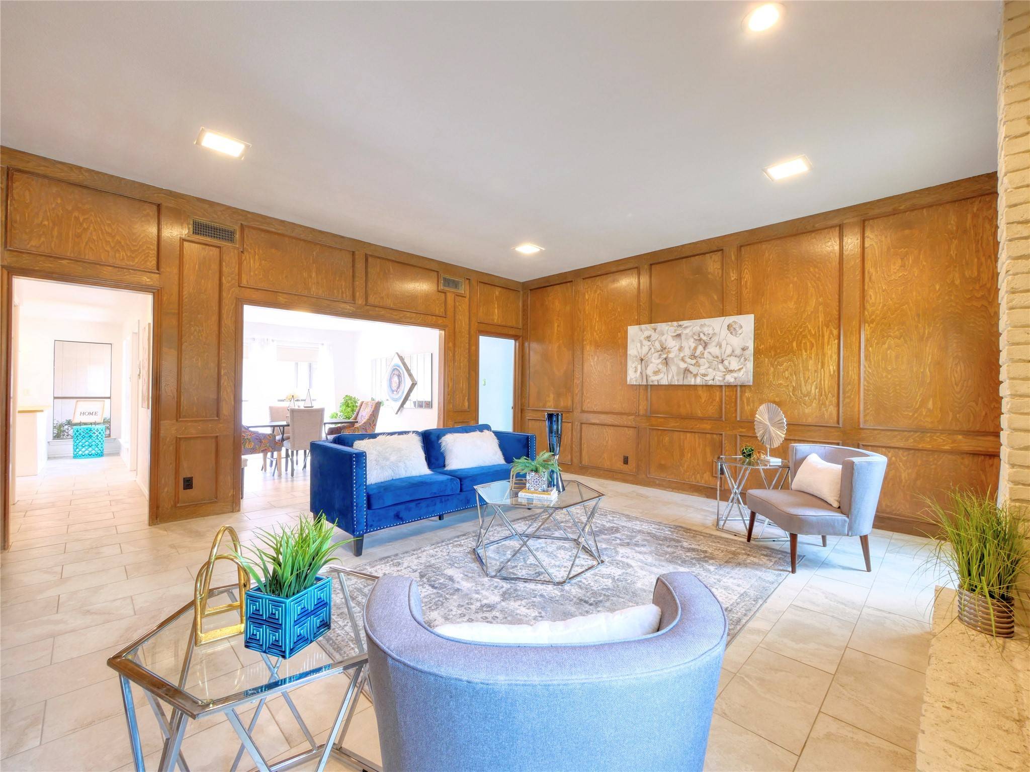 1208 Richland Oaks DR, Richardson, TX 75081
