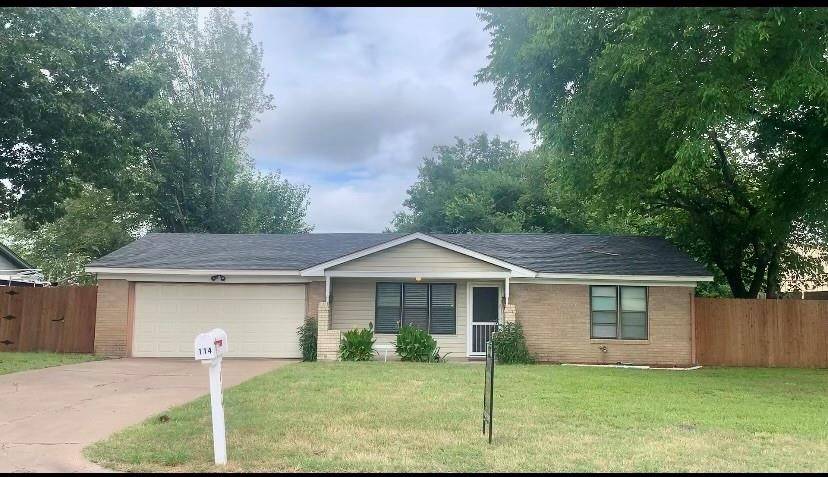 114 Barbara WAY, Waxahachie, TX 75165