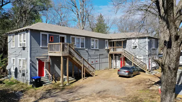 Longview, TX 75601,443 S Main ST