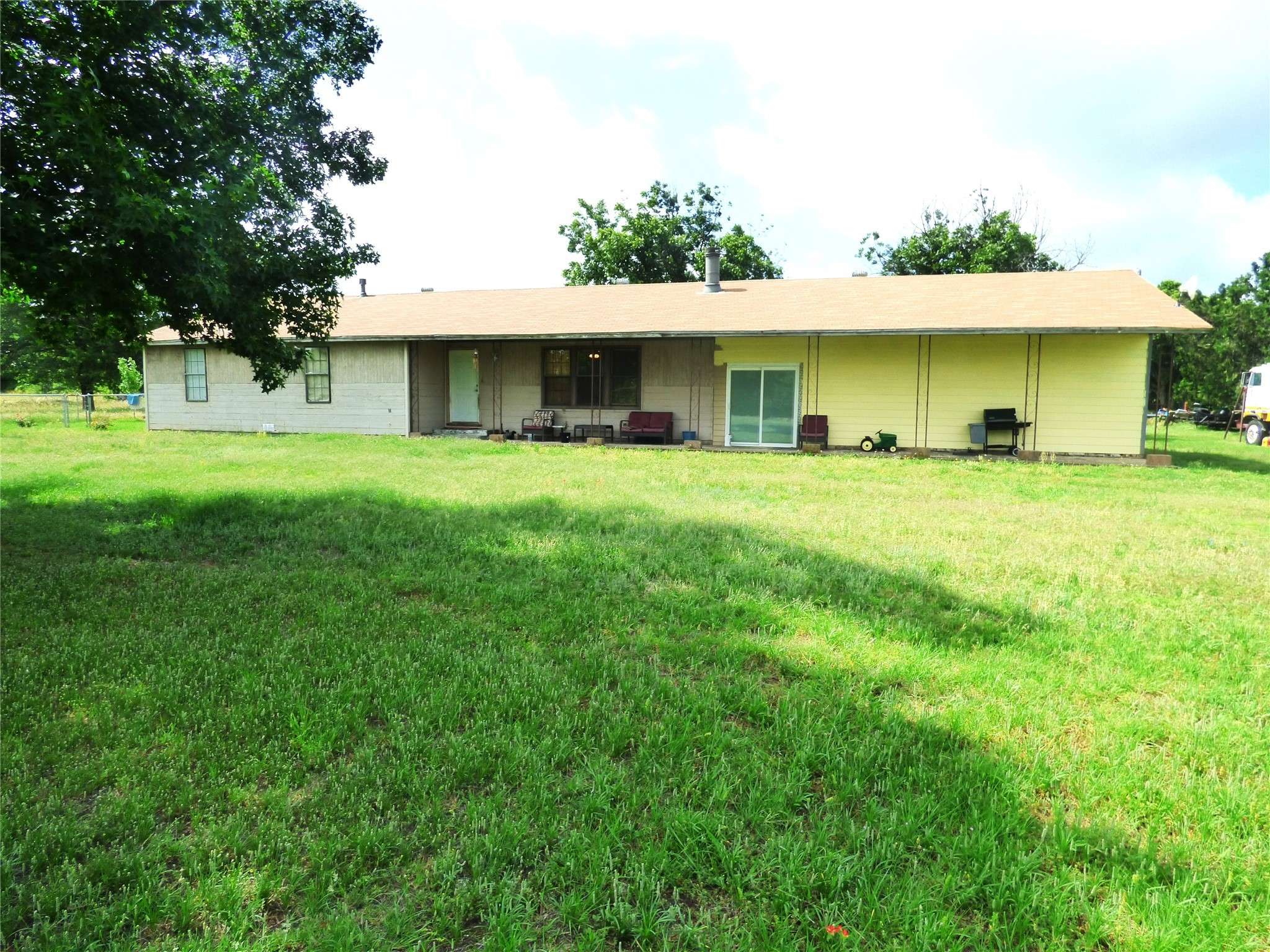 Ranger, TX 76470,225 County Road 472