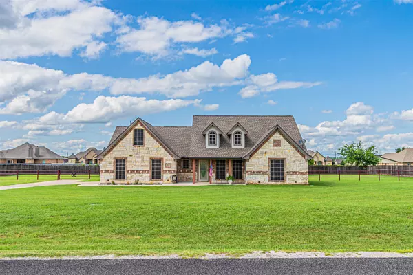 Springtown, TX 76082,124 Williamsburg LN