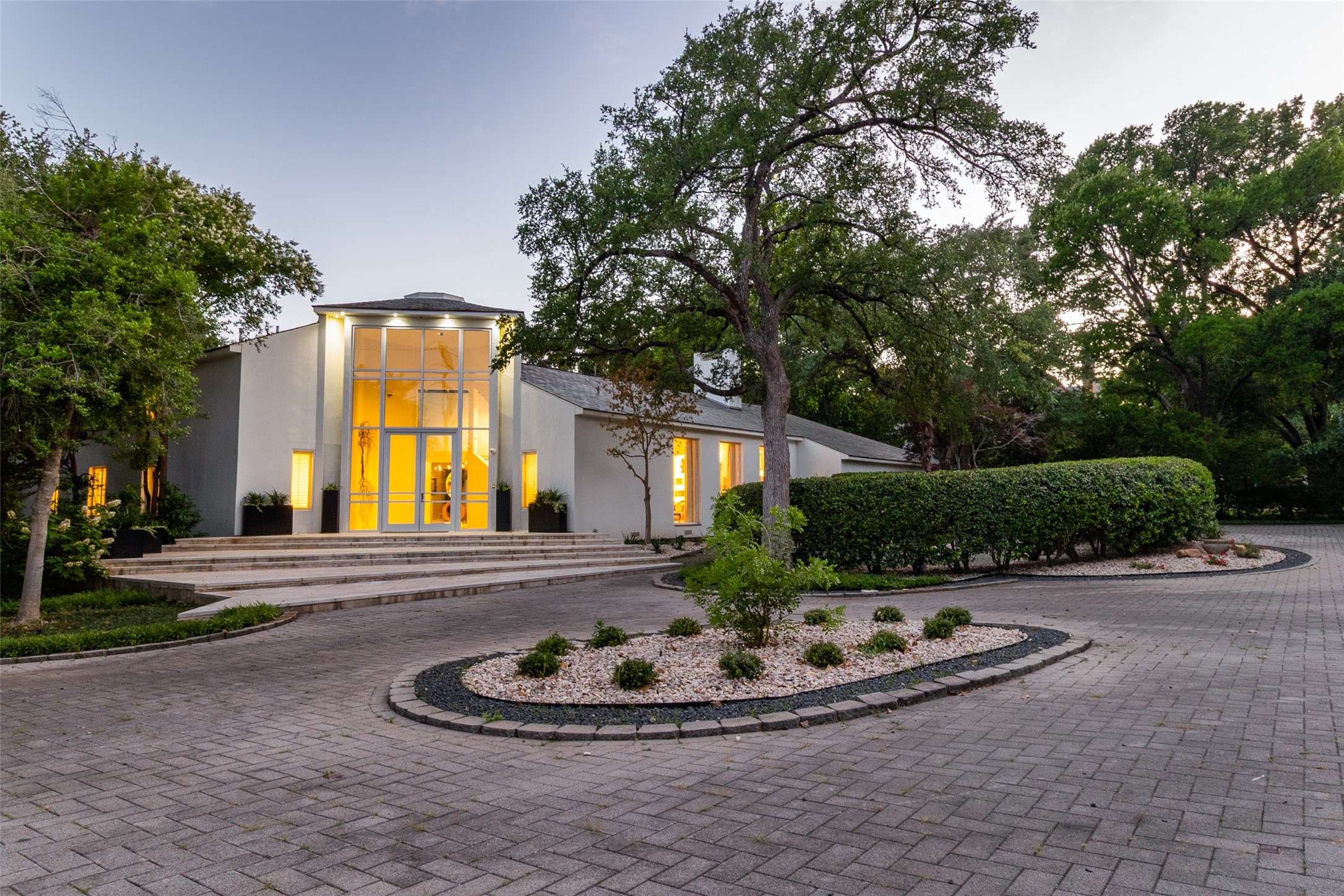 4524 Park LN, Dallas, TX 75220