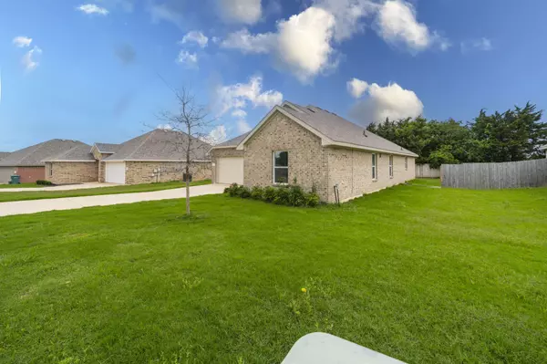 Sherman, TX 75092,108 W North Creek DR