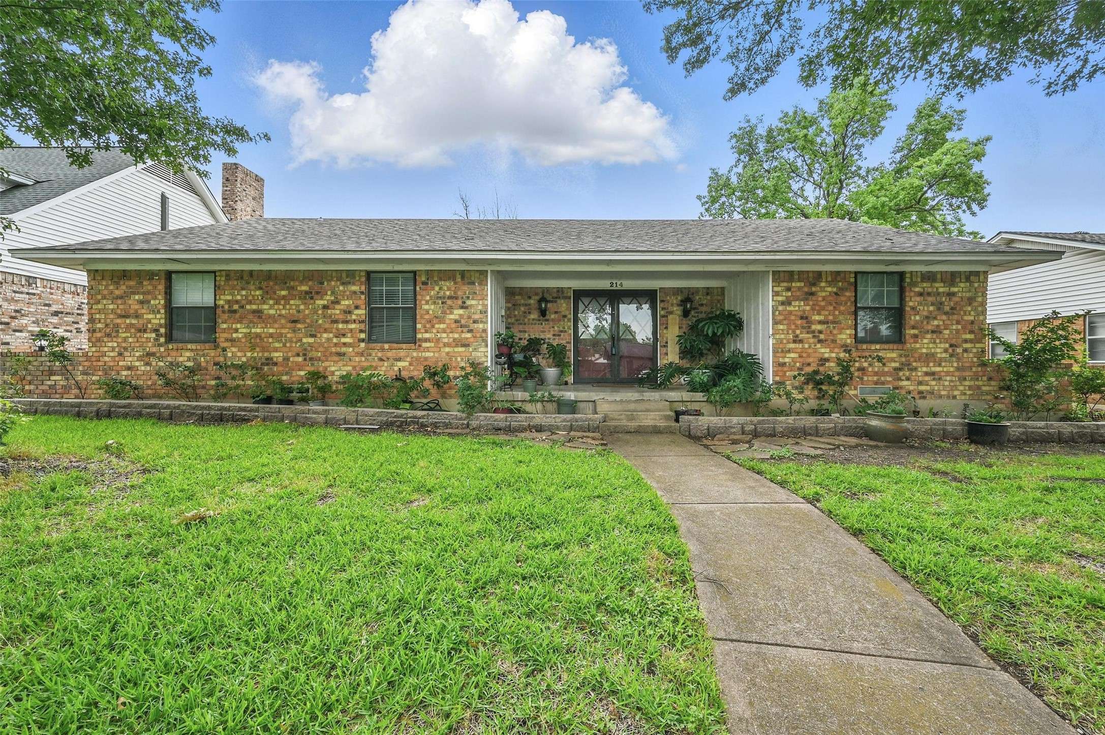 214 S Alexander AVE, Duncanville, TX 75116