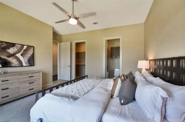 Desoto, TX 75115,404 McKinley ST