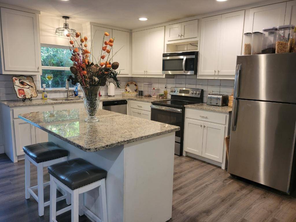 Garland, TX 75043,334 Birchwood DR