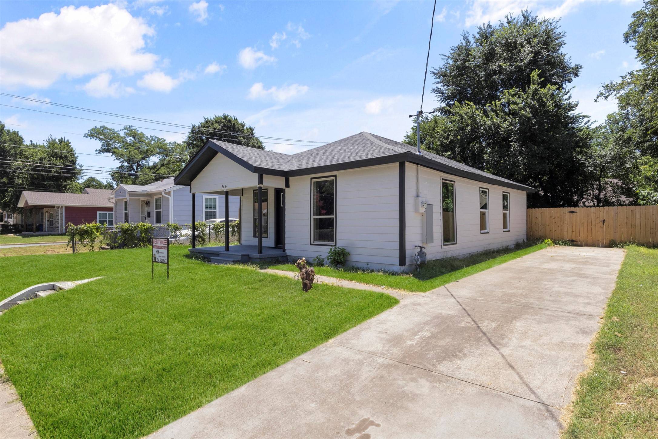 Dallas, TX 75215,2634 Macon ST