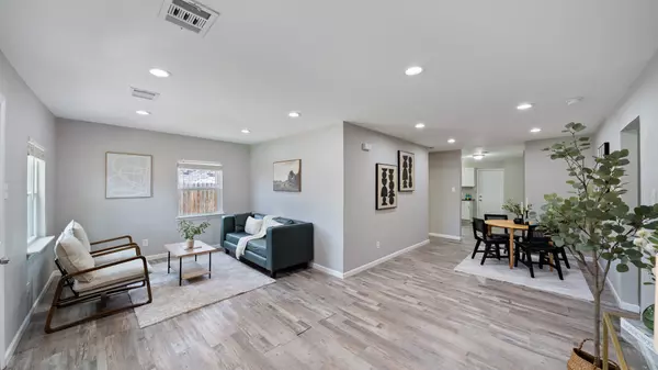 4014 Pringle DR, Dallas, TX 75212