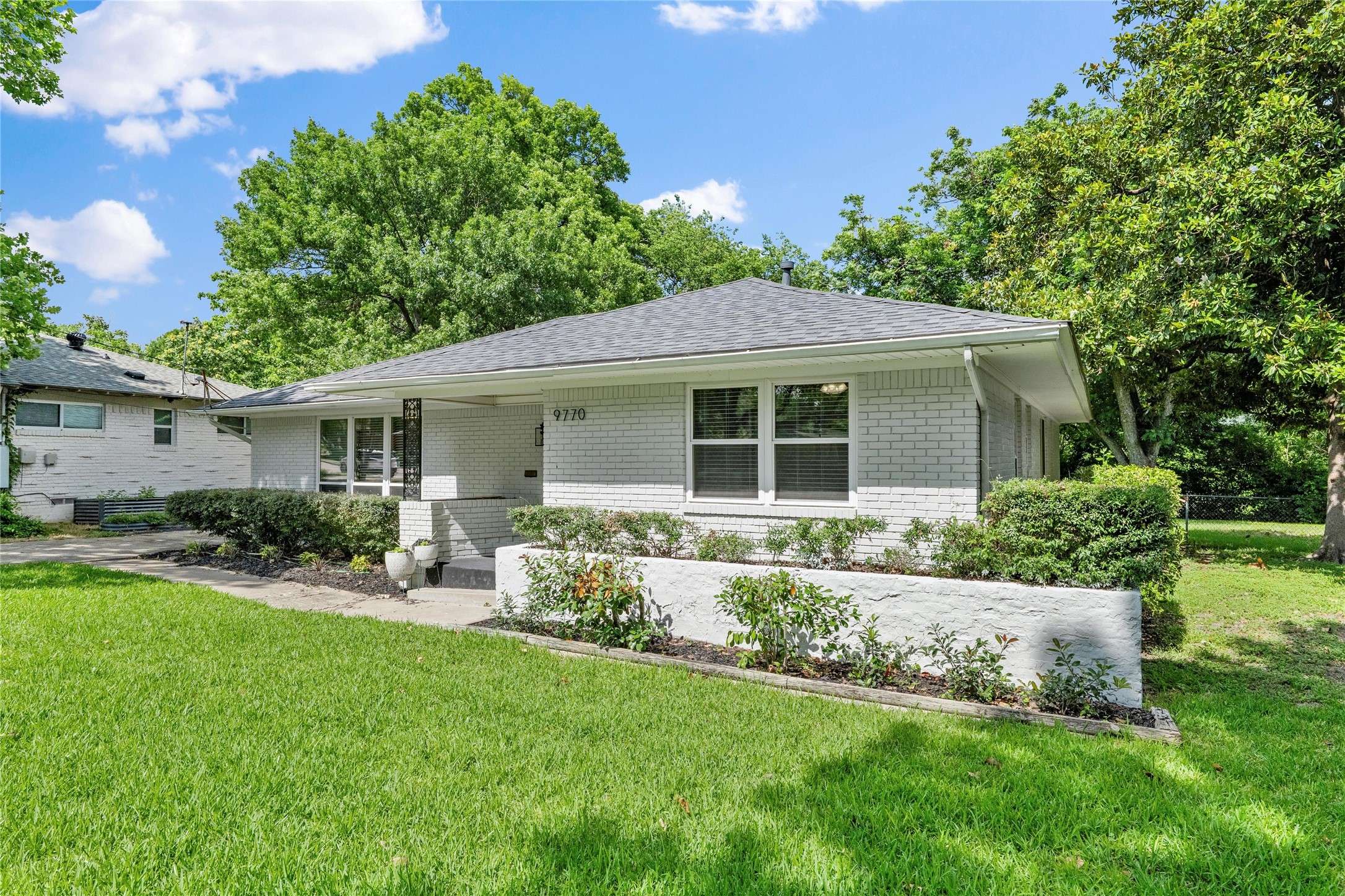 9770 Twin Creek DR, Dallas, TX 75228