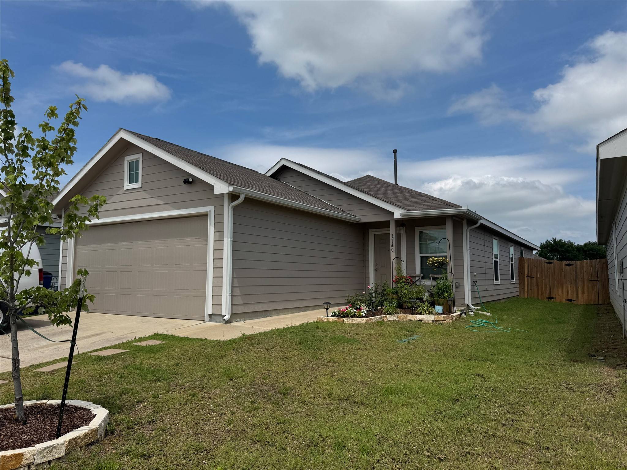 3140 Helix Bay DR, Crandall, TX 75114