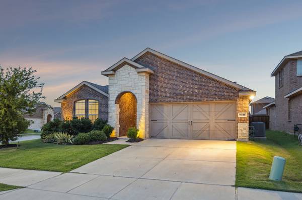 6417 Crownmere DR, Celina, TX 75009