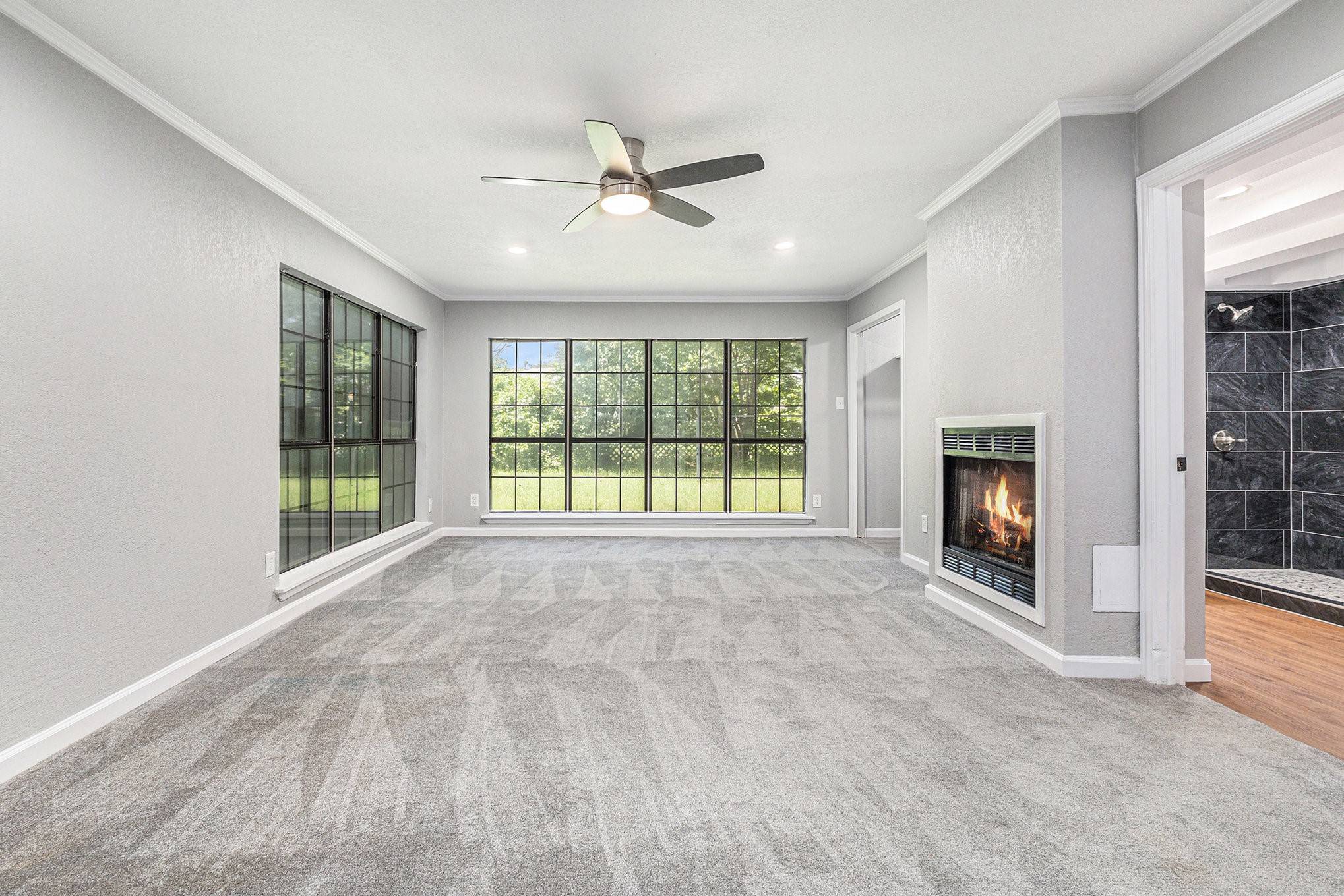 6412 Regal RD, Forest Hill, TX 76119